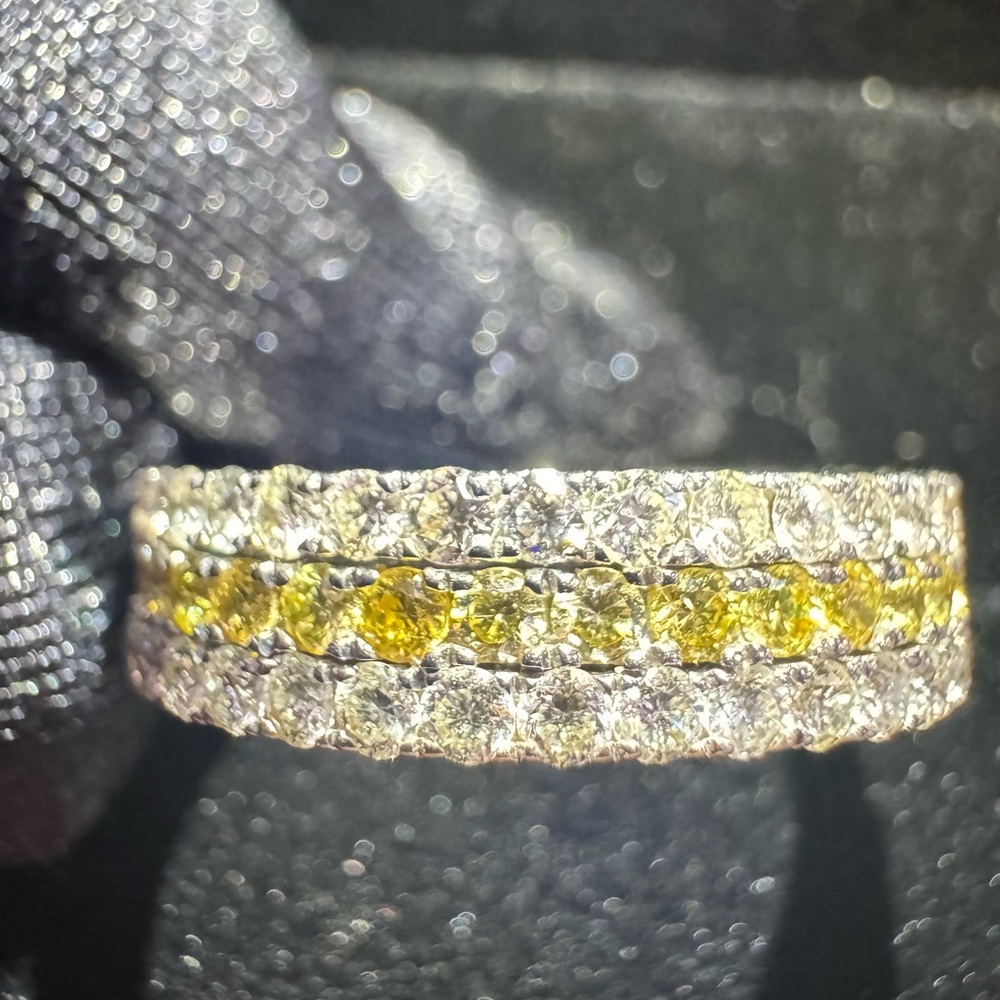 14k white gold natural diamond ring